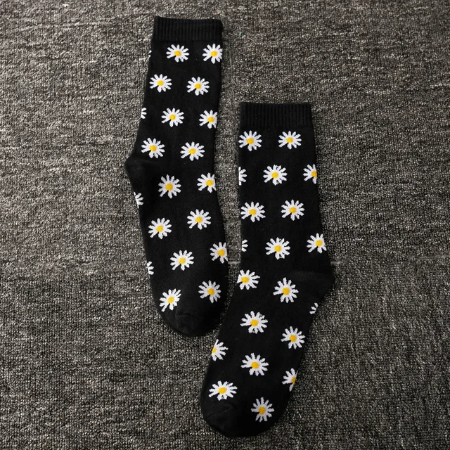 Cute daisy socks funny daisy smiley letter pattern cartoon socks Korean style fashion trend black breathable female socks 2