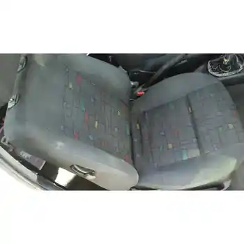 

SEAT FRONT RIGHT VOLKSWAGEN POLO SALOON (6N1)