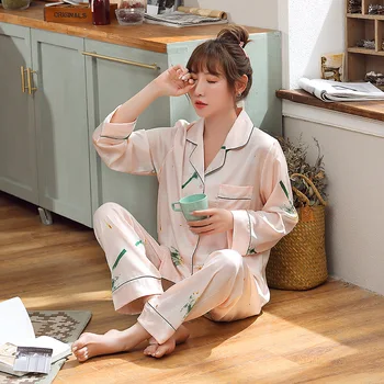 

2020 spring and autumn thin two-piece pajamas women casual comfortable satin printed long-sleeved home service suit