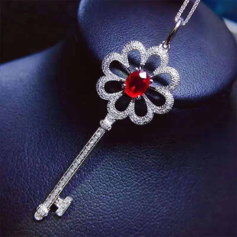 

Natural Ruby Red Gemstone Flower Key Stone Pendant Bead Size 6x4mm Women Men Crystal 925 Silver Gift Necklace Pendant AAAAA
