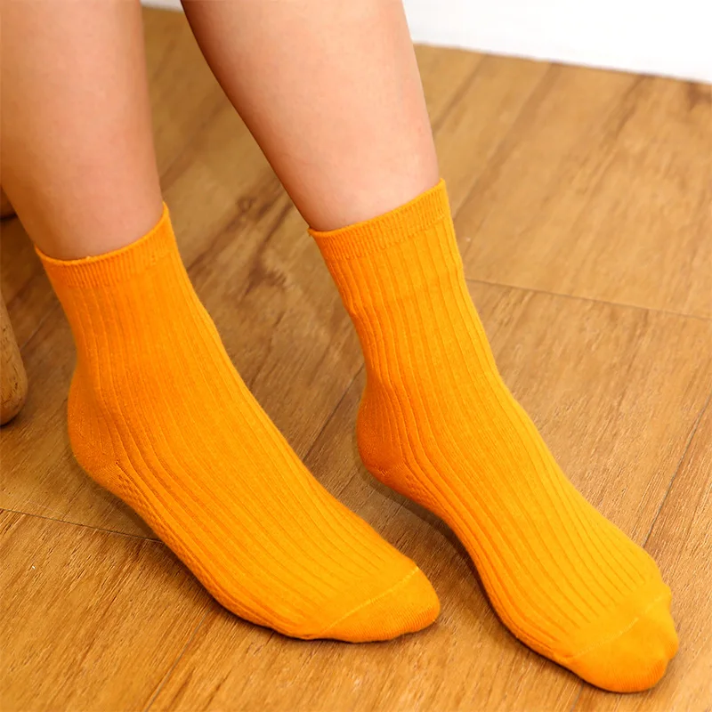 2020 Absorb sweat Women's Cotton Solid Color Medium Tube Women Socks Double syringe massage fashion socks breathable