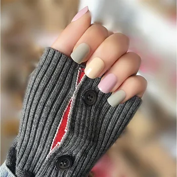 

24pcs fake press on nails Simple Jump Color Short Size Artificial Nail with Back Sticker Girls Sweet Candy Fake Nail with glue