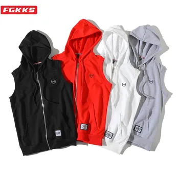 

FGKKS Men Hooded Vest Men's Fashion Casual Slim Fit Vest Spring New Male Solid Color Simple Vest Coat Brand Clothing