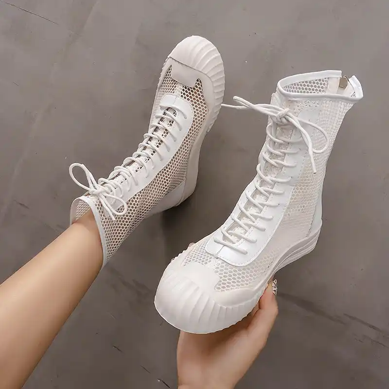 womens flat heel booties