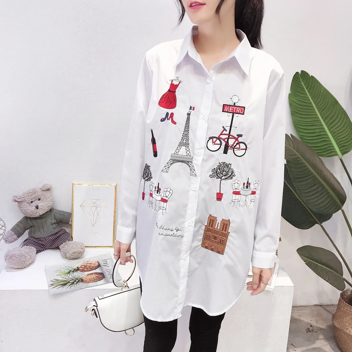 White Blouse Women Plus Size Long Sleeve Autumn Winter Womens Tops And Blouses 2019 Women Casual Cotton Shirt Embroidery Blouse