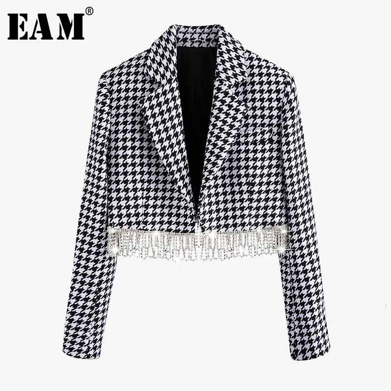 

[EAM] Loose Fit Black Plaid Rhinestone Tassle Split Short Jacket New Lapel Long Sleeve Women Coat Fashion Tide Spring 2020 1N083