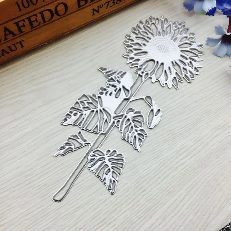 

Rose Flowers Metal Cutting Dies Stencil DIY Scrapbooking Album Stamp Paper Card Embossing Decor Craft