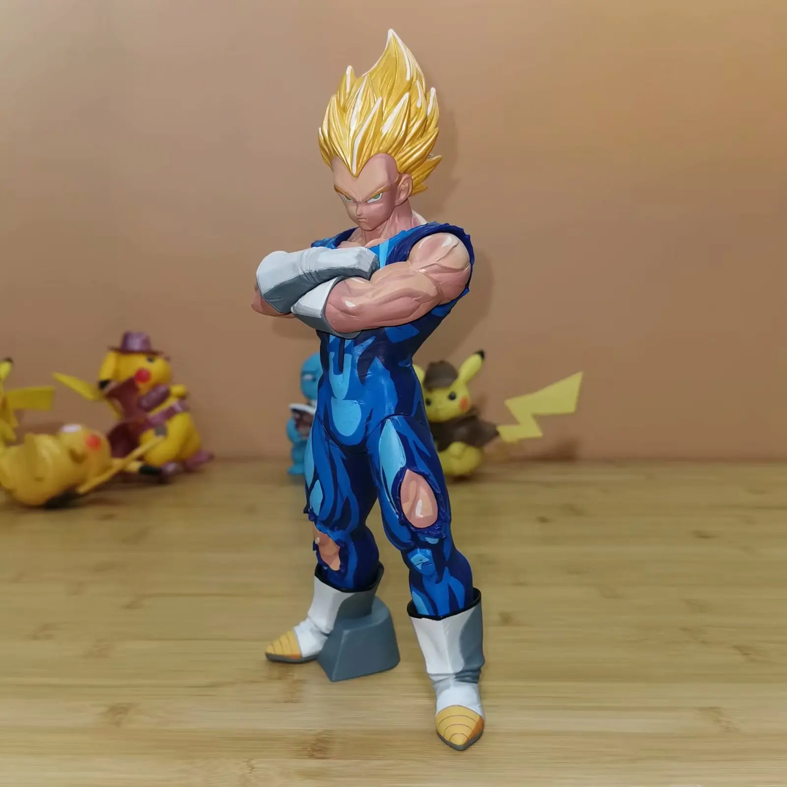 Стиль Dragon Ball квалифицированный мультфильм Волшебная Вегета в штучной упаковке гаражный комплект модель