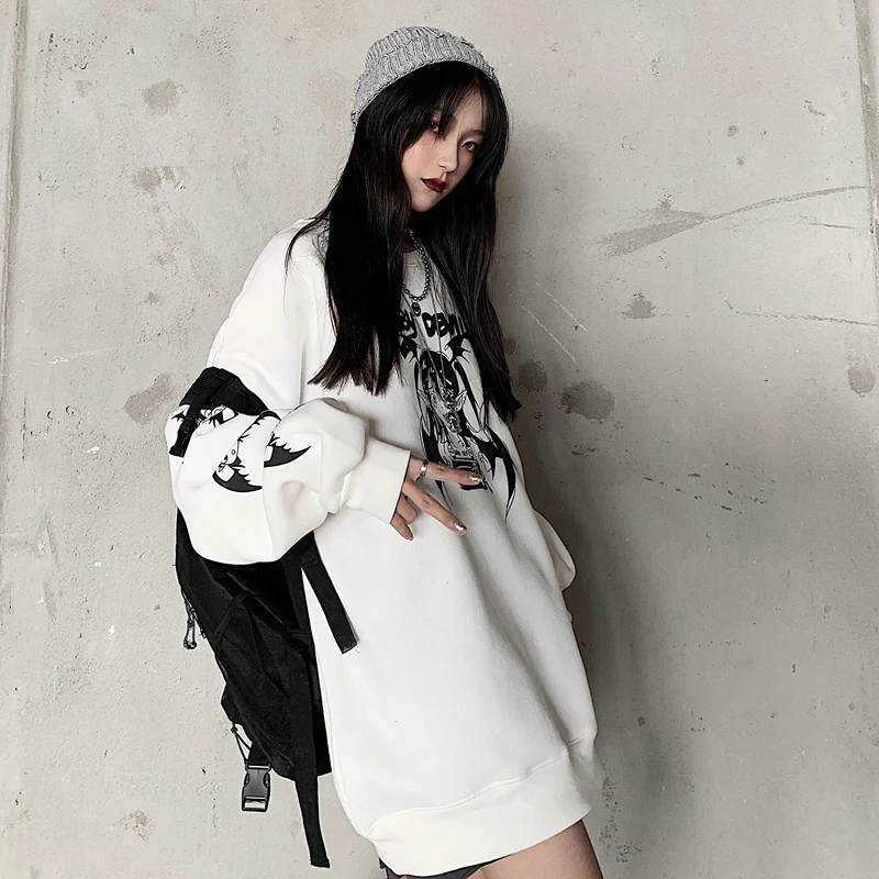 Gothic Graphic Character Girl Print Sweatshirt Pullover Hoodies Women Graffiti Oversized Harajuku Streetwear Korean Punk Japan