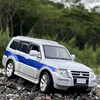 1:32 Mitsubishis PAJERO SUV Alloy Car Model Diecasts Metal Toy Off-road Vehicles Car Model Collectible Simulation Childrens Gift 4