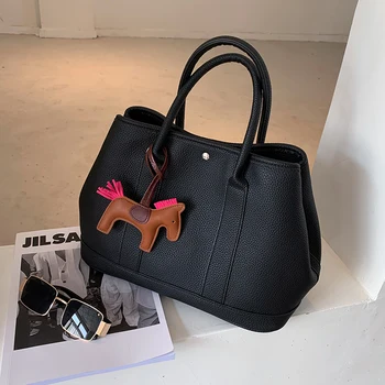 

HOT Unique Design Lady Handbag Fall/winter New Fashion Large-capacity Shoulder Bag Messenger Bag Tote Bucket Bag Width: 33cm