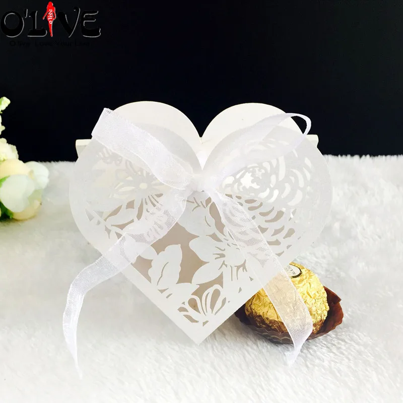 100 шт лазерная резка подарочные коробки для конфет упаковка в форме сердца детский душ сувениры для вечеринки ко дню рождения Bonbonniere бумажная коробка картонные Dragees - Цвет: White