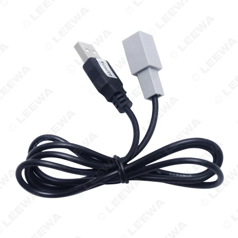 Подходит для Toyota Yi Zhi Reiz RV4 Subaru Forester USB кабель для передачи данных Автомобильный USB конверсионный разъем