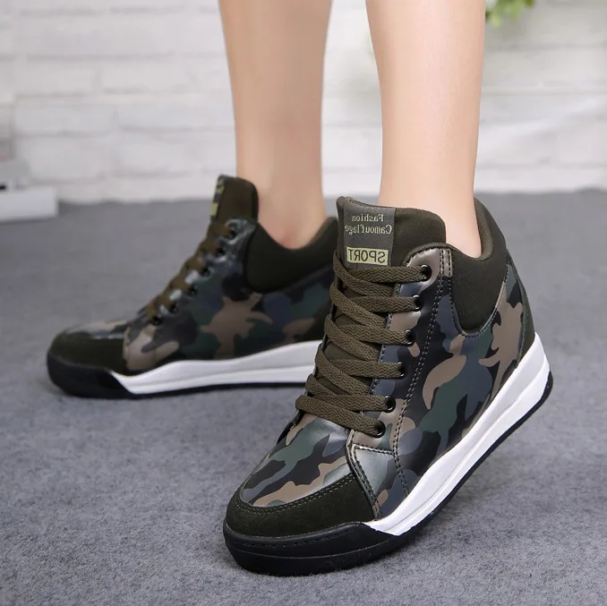 

2018 Autumn And Winter Hight-top Camouflage Elevator plus Cotton Women Shoes Outdoor Wear-Resistant Athletic Shoes plus Cotton W