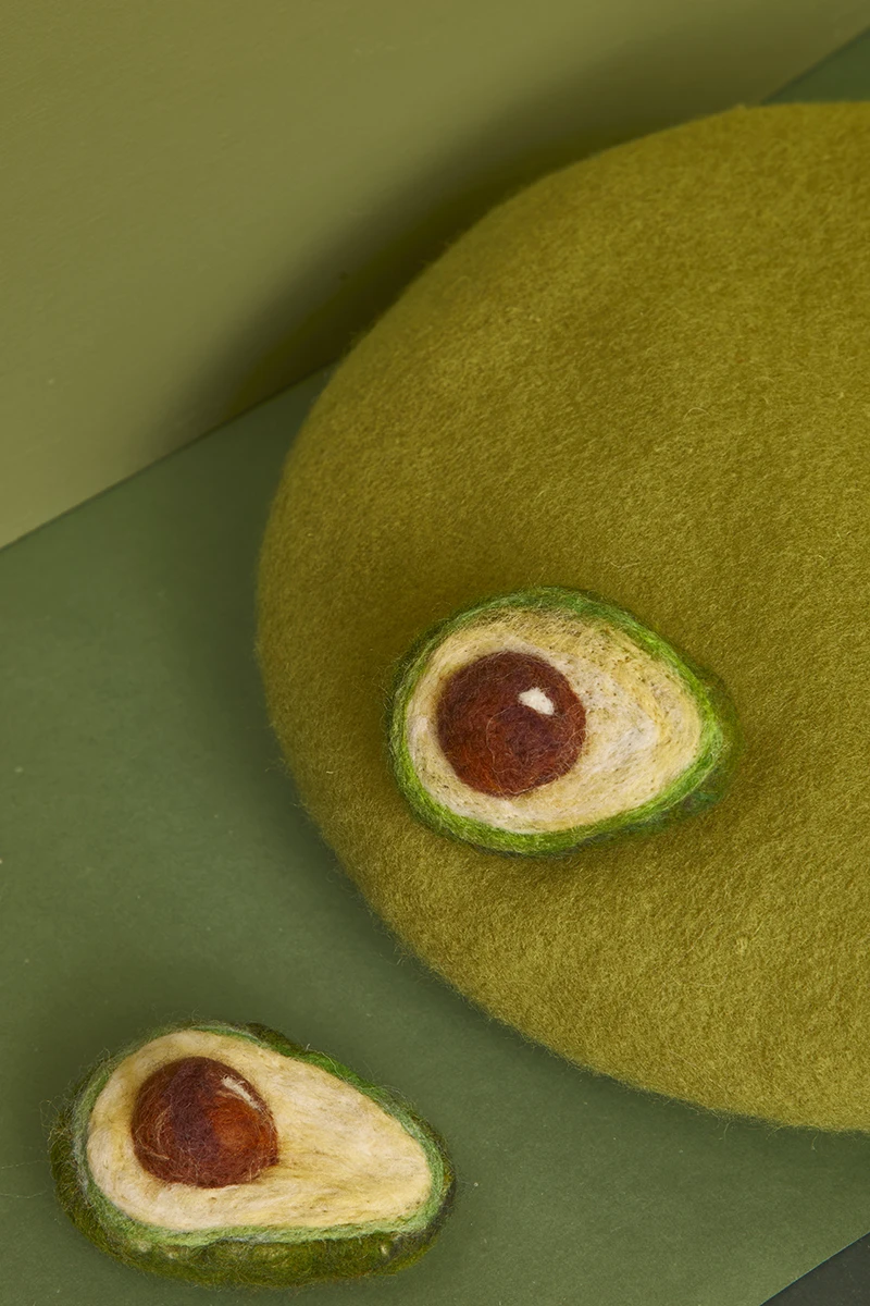 Войлочная шерсть шляпа берета со шпилькой, креативный, ручная работа, экзотические фрукты, авокадо зеленый чистый красный шляпа художника