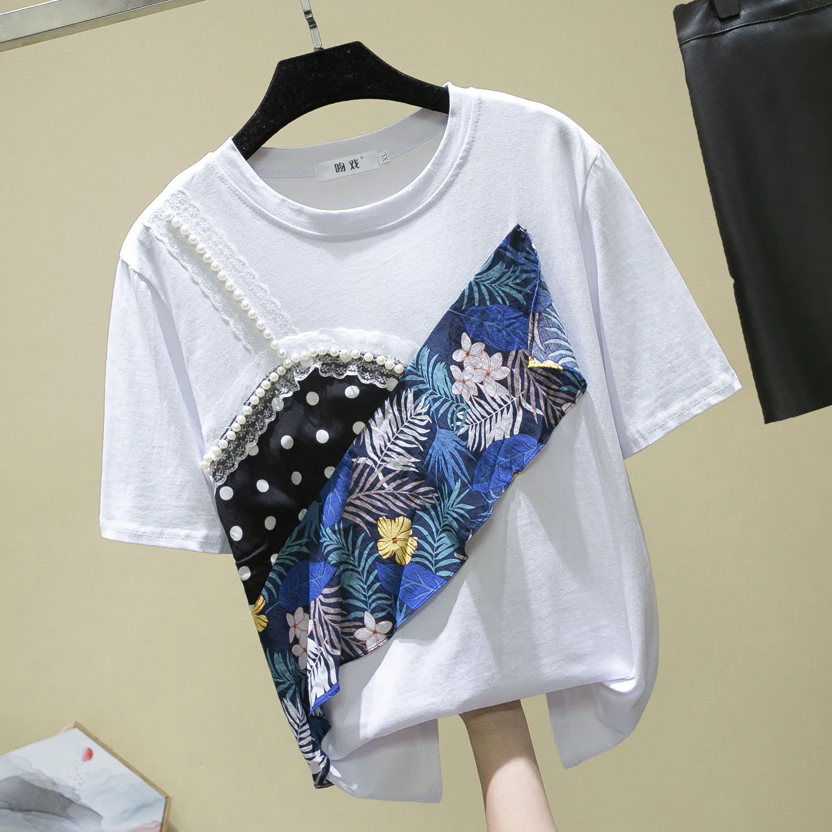 Женская футболка в горошек с коротким рукавом и круглым вырезом|Футболки| |