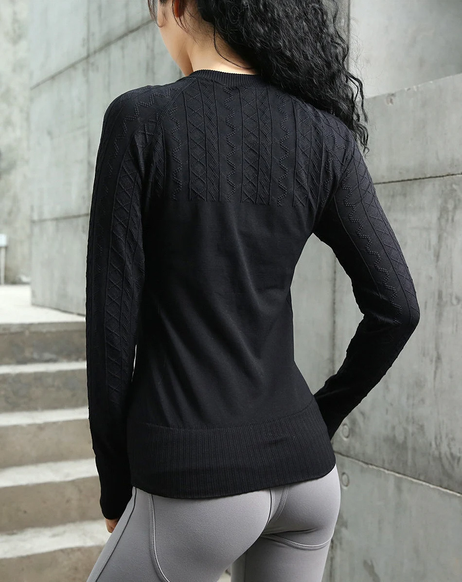 10461759240_1242668133