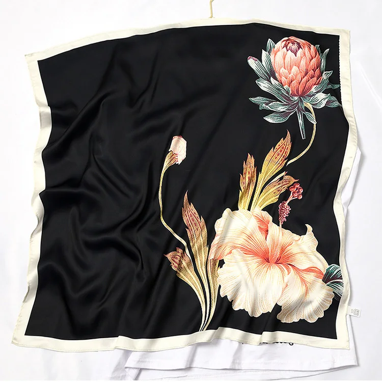 zZ-Flower-Black
