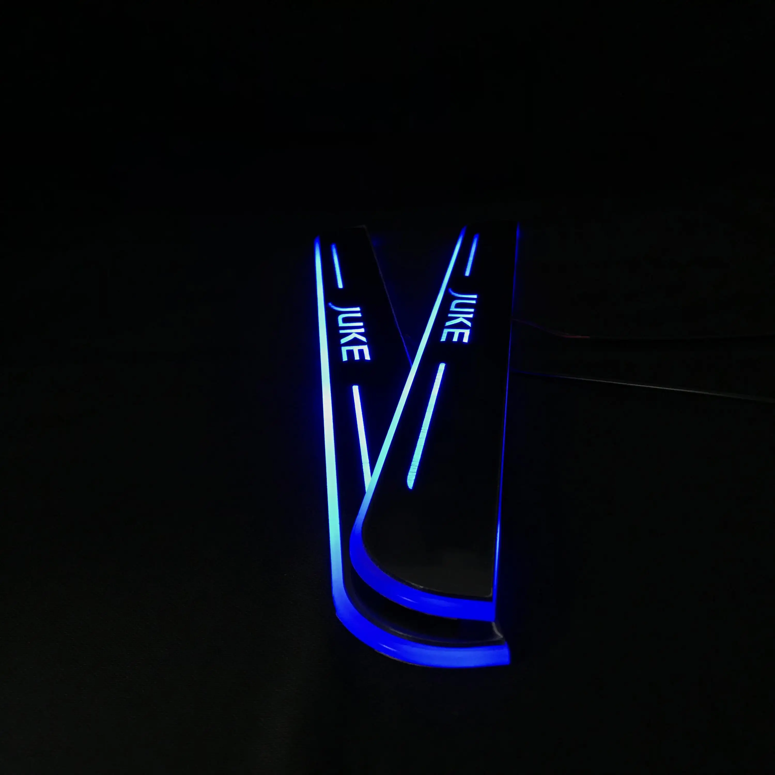 Osmrk led движущаяся дверь scuff Для nissan juke динамический порог пластина плоская подкладка наложения потока/фиксированный светильник, 2 шт