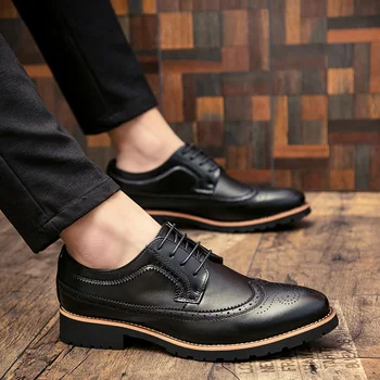 

2020 Men Dress Shoes Leather Fashion Derby Shoes Classic Casual Business Wedding Footwear Lace-up British Style Male Formal Shoe