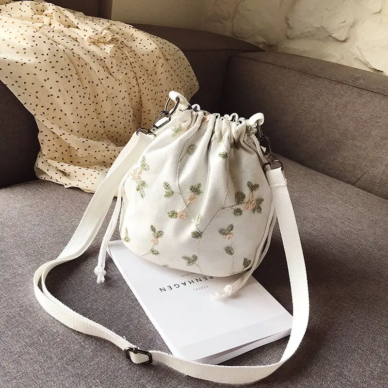 

Women's bags Female bag Retro embroidery bucket bag ethnic style single shoulder bag messenger bags Mini bag small bag for girl