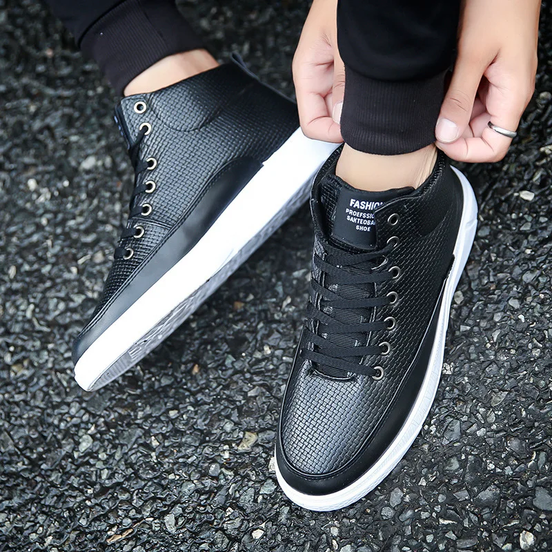 Выразительные мужские повседневные туфли из искусственной кожи модная