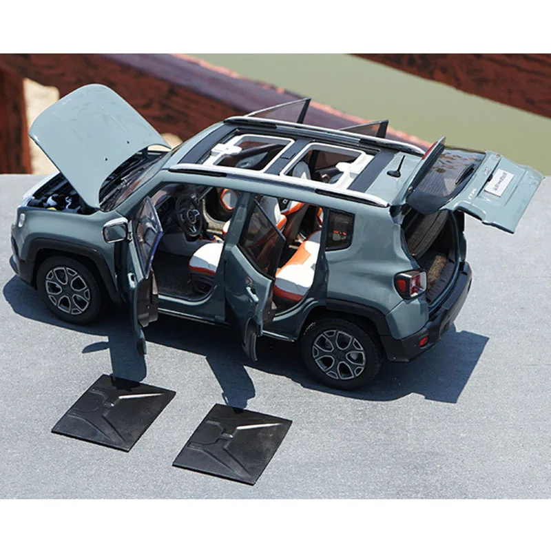1:18 весы Freeman Renegade сплав модель автомобиля литье под давлением металлический автомобиль игрушки коллекция Детские сувениры показать домашний дисплей детский подарок