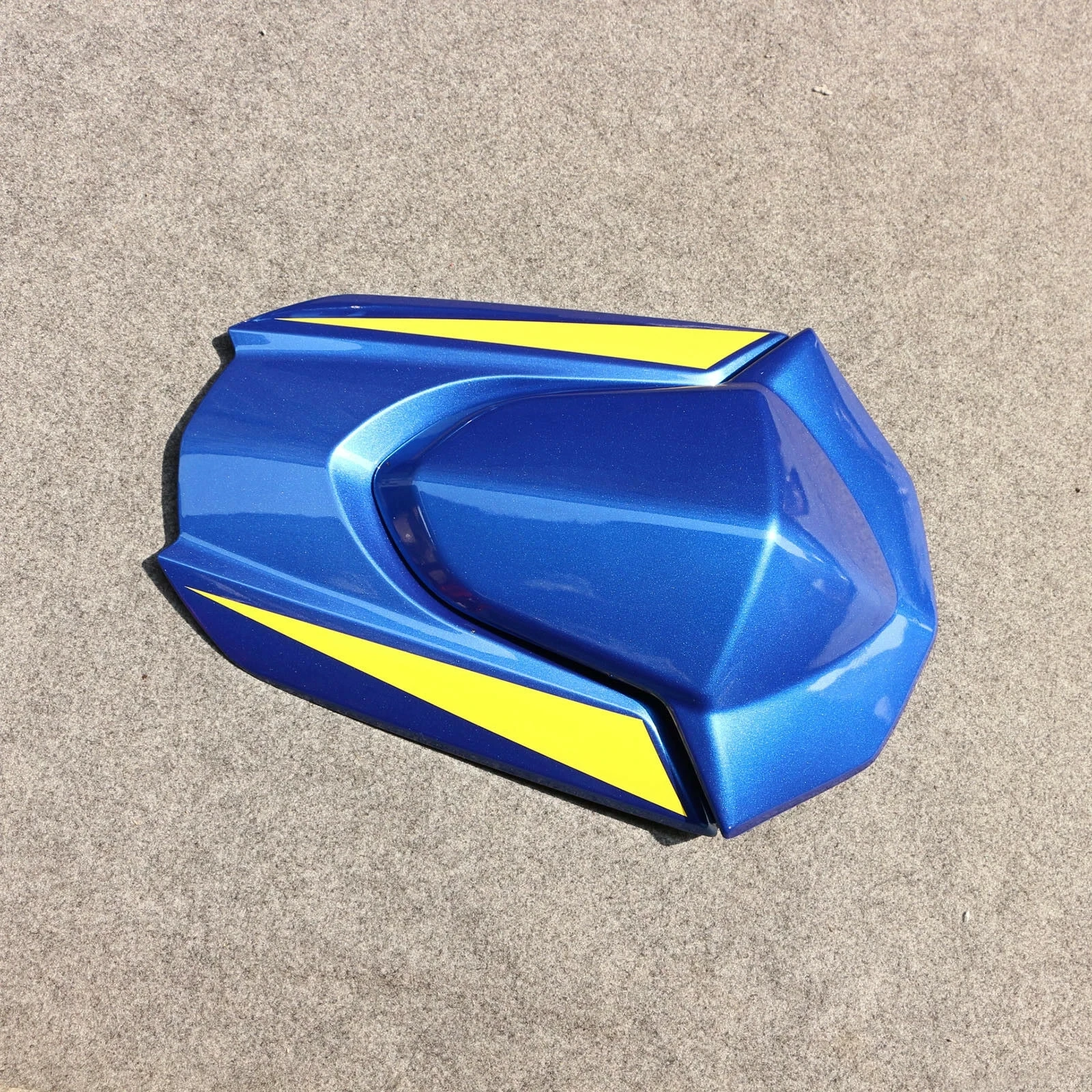 

Fit for Suzuki GSXR1000 2009 - 2016 K9 Motorcycle Rear Hard Seat Cover Cowl Fairing Part GSX-R GSXR 1000 2010 2011 2012 2013