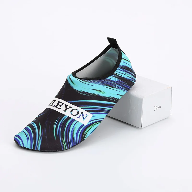 Wading Shoes Couples Sandals Water-skiing Swimming Shoes Sports Red Foot Patch Skin Soft Shoes Diving xie tie Skin Shoes Factory