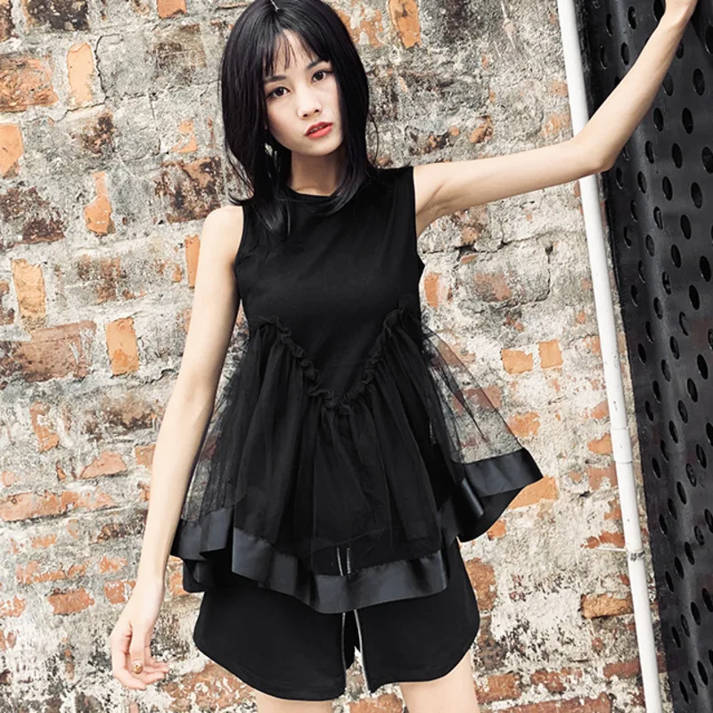 

LANMREM Black Sleeveless Round Neck Wood Ear Stitching Mesh Irregular Woman T-shirt Casual Simple Fashion 2019 Summer New TV580