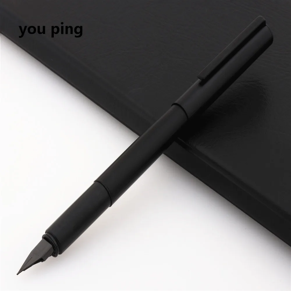 Ͽ 35  ÷ Ͻ 繫 , л б  ǰ, ũ Ķ׶ ,  ǰ