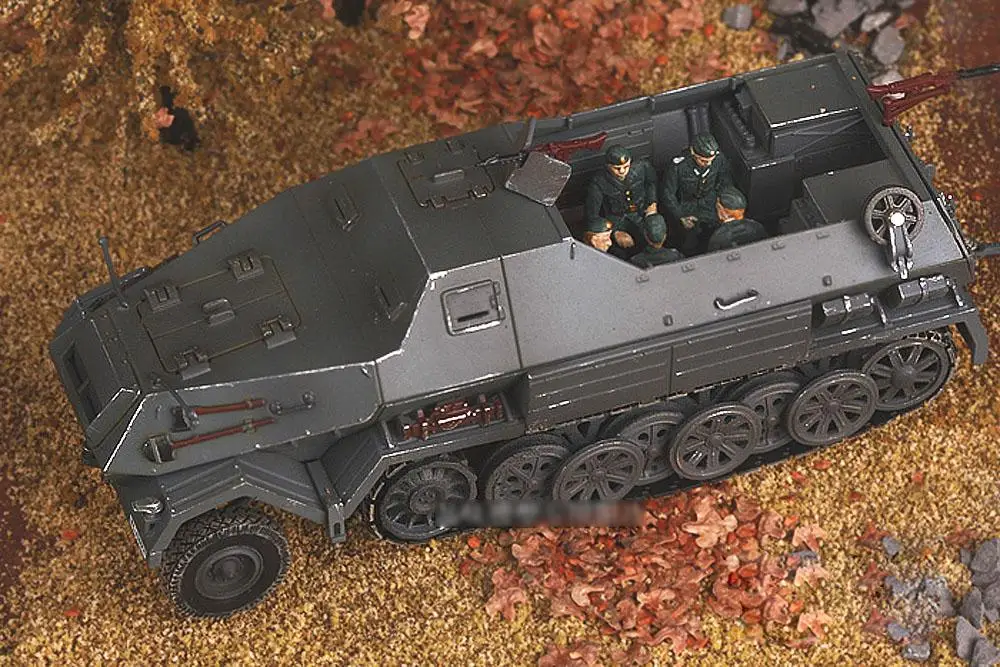 PMA WWII GERMAN Sd.Kfz.8 DB10& 88 GUN+ soldiers 1/72 FINISHED MODEL trailer