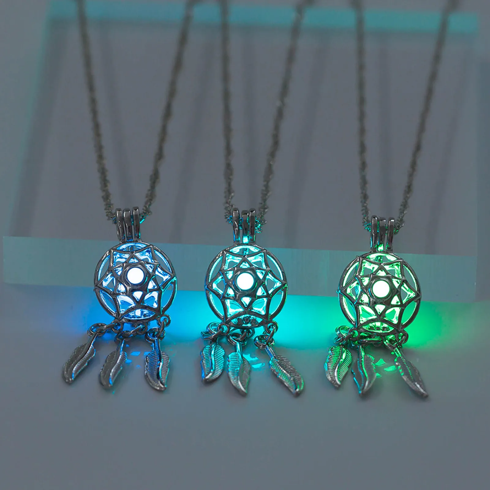Rinhoo New Stylish Vintage Mini Dreamcatcher Handmade Drea m Catcher Necklace Gifts Hollow Glowing In The Dark Pendant Necklaces | Украшения
