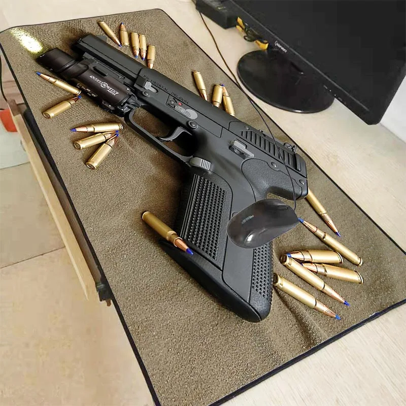 

XGZ Large Gaming Mouse Pad Lock Edge Gun Game Mouse Mat for Laptop Computer Keyboard Pad Desk Mat Gamer Mousepad for CSGO DOTA