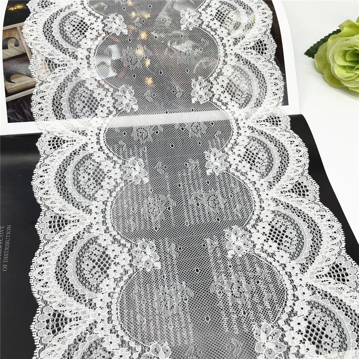 3y/lot Width 9 1/4 inch 23.50cm Pretty White Stretch Elastic Lace Trim 1