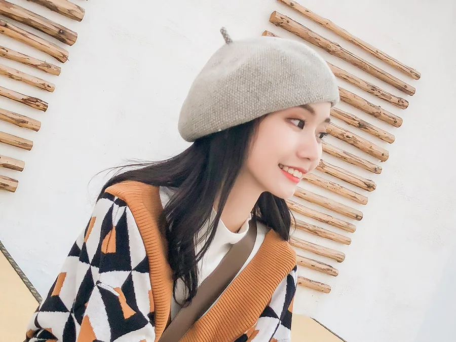 Winter Wool Beret Small Fresh Literature Flex Painter Hat Keep Warm Knitting Hat
