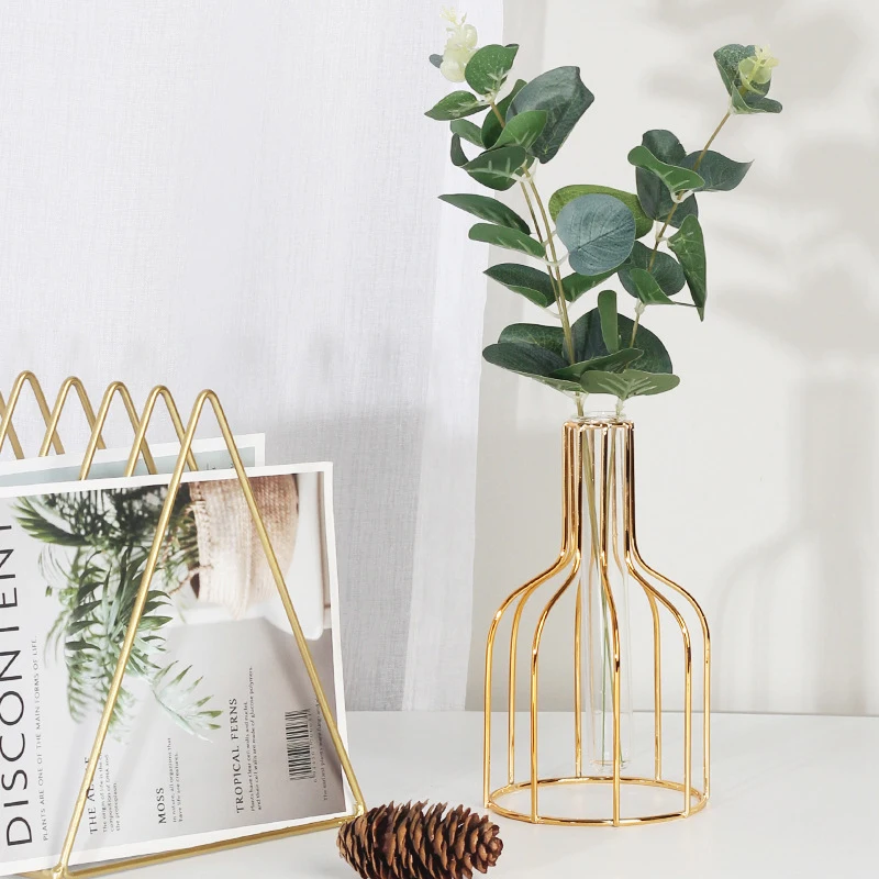 New Creative Art Retro Iron Line Flowers Vase Decoration Metal Plant Holder Modern Nordic Styles Iron Vase Home Garden Ornaments