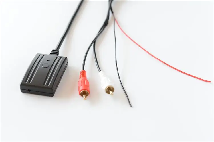 Автомобильный bluetooth-микрофон для телефонных звонков, комплект громкой связи, музыкальный AUX-IN, аудио адаптер для универсальной 2RCA беспроводной AUX аудио проводки
