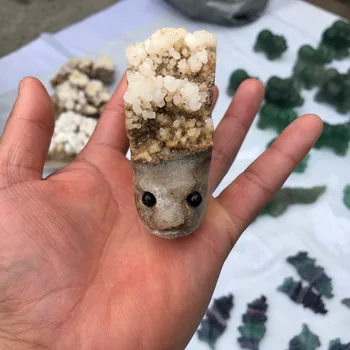 

Section specimen of natural beauty crystal cluster turtle head