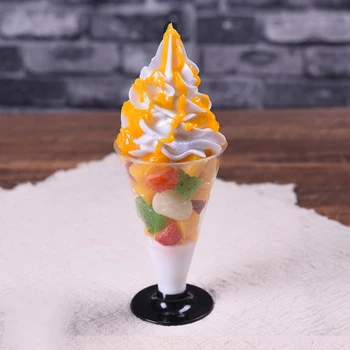 

Simulation Sundae Ice Cream Sample dummy plastic milk Fruit Sundae Model Fake Sundae Props Window Display