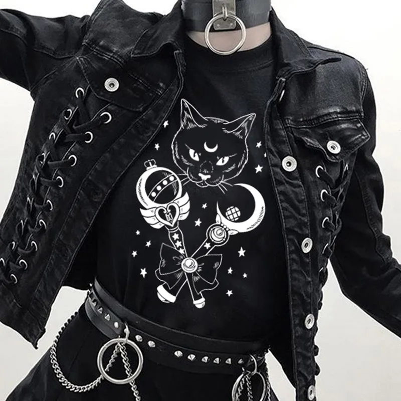 глэм-рок стиль в одежде. стиль харадзюку панк. толстовка женская чёрная харадзюку панк готик. одежда в готическом стиле женская. топ готика.