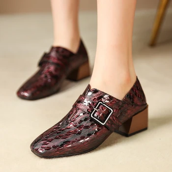 

INS Women pumps natural leather shoes plus size Soft stone grain embossed cowhide women shoes Simple and versatile womens shoes