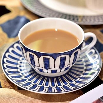 

Luxury Porcelain Tea Set Advanced Pot Cup Ceramic Mug Sugar Bowl Creamer Teapot Drinkware Bone China Coffee Set