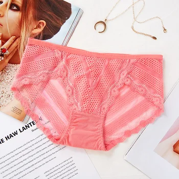

New hollowed-out lace panties, sexy, transparent ladies 'underwear, breathable, mid-waist, large size ladies' briefs under pant