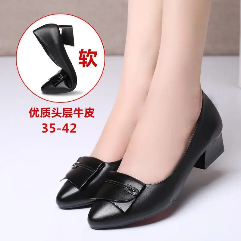 

WOMEN'S Shoes 2019 Summer New Style Semi-high Heeled round-Toe Low-Cut Black And White with Pattern Work Shoes Women's Versatile