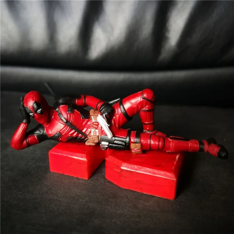 Серебристый Автомобили украшения личность Deadpool кукла украшение автомобиля центральной консоли украшения компьютер компаньон кукла авто аксессуары - Название цвета: Серебристый