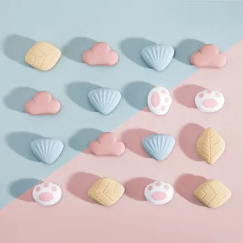 

4Pcs/set Quilt Clip Holders Quilt Cover Magnetic Non-Slip Anti-Move Silicone with 1pcs Magnet Bed Sheet Fixer Quilt fastening