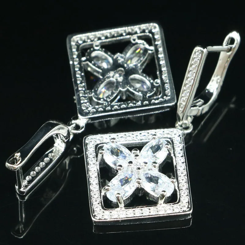 Женские серебряные серьги SheCrown ослепительные с Мистик топазом из белого яркого