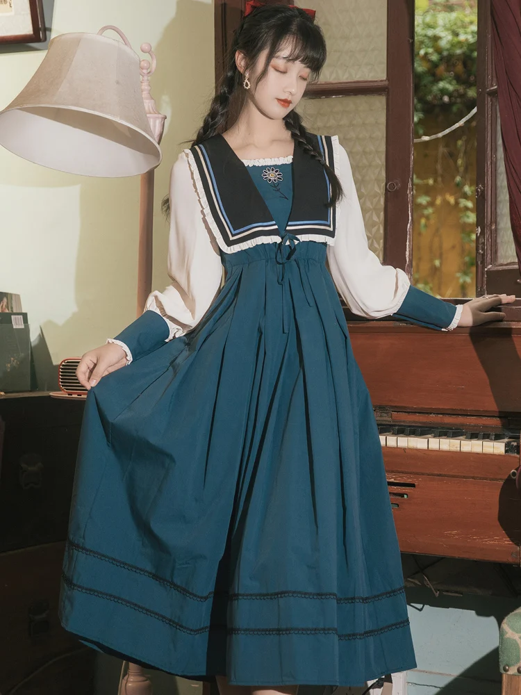 Ancient and young girl navy long-sleeved dress small French dress spot restoring ancient ways