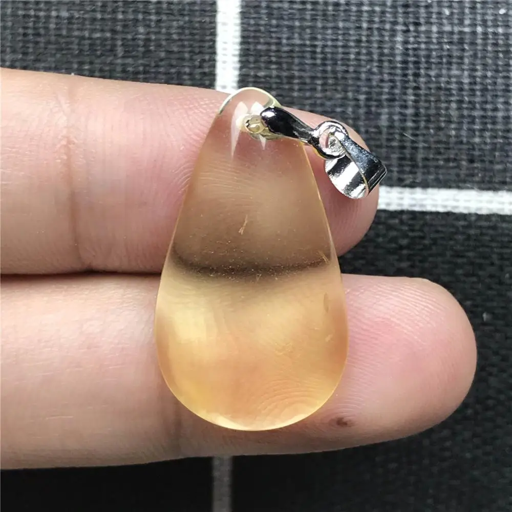 

Natural Yellow Amber Pendant Jewelry For Women Man Crystal 925 Silver 26x15x5mm Beads Gemstone Fashion Necklace Pendant AAAAA
